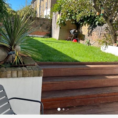 لندن Garden Rooms 20 Min Walk From Camden Town & Kings Cross St Pancras المظهر الخارجي الصورة